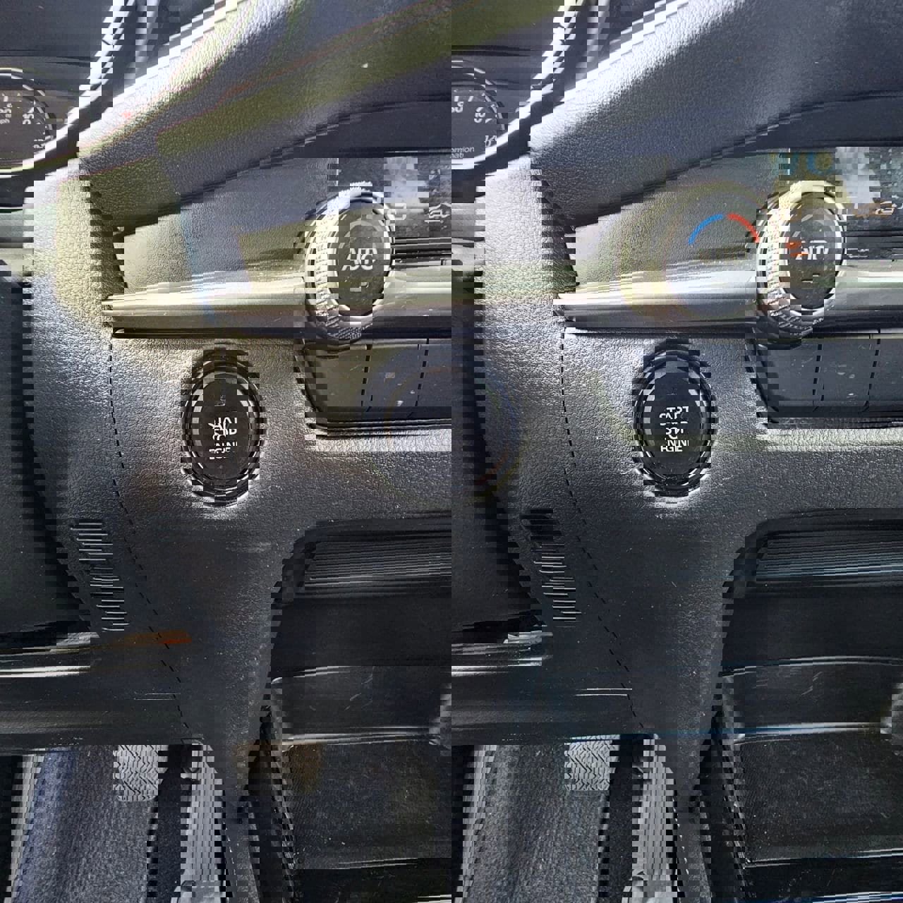 Used 2024 MAZDA CX-30 AWD 2.5 S w/ Select Sport Pkg image 19