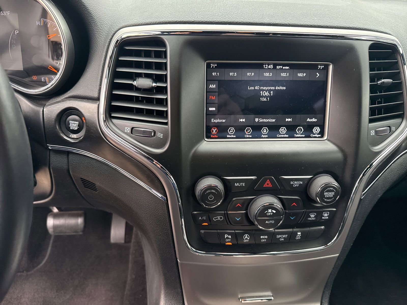 Used 2018 Jeep Grand Cherokee Limited image 15