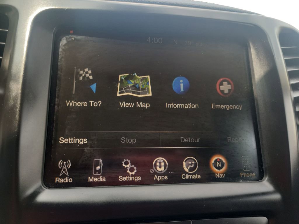 Used 2016 Jeep Cherokee Latitude FWD image 19