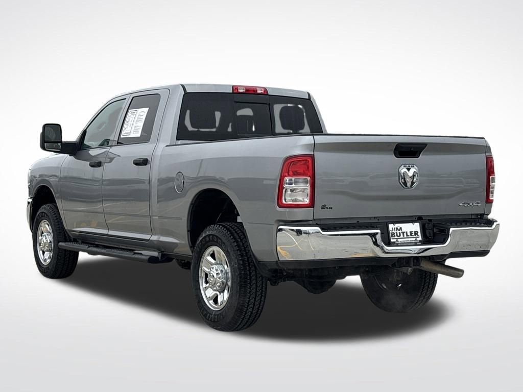 Used 2024 RAM 2500 Tradesman w/ Chrome Appearance Group image 4