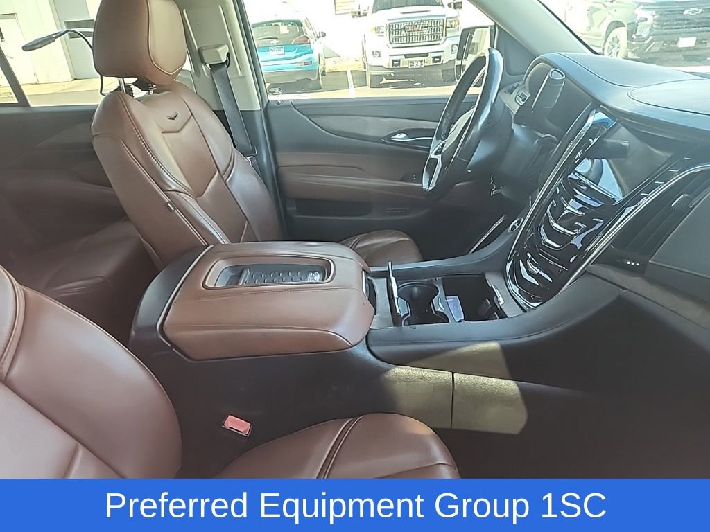 Used 2015 Cadillac Escalade Premium AWD/4WD image 18