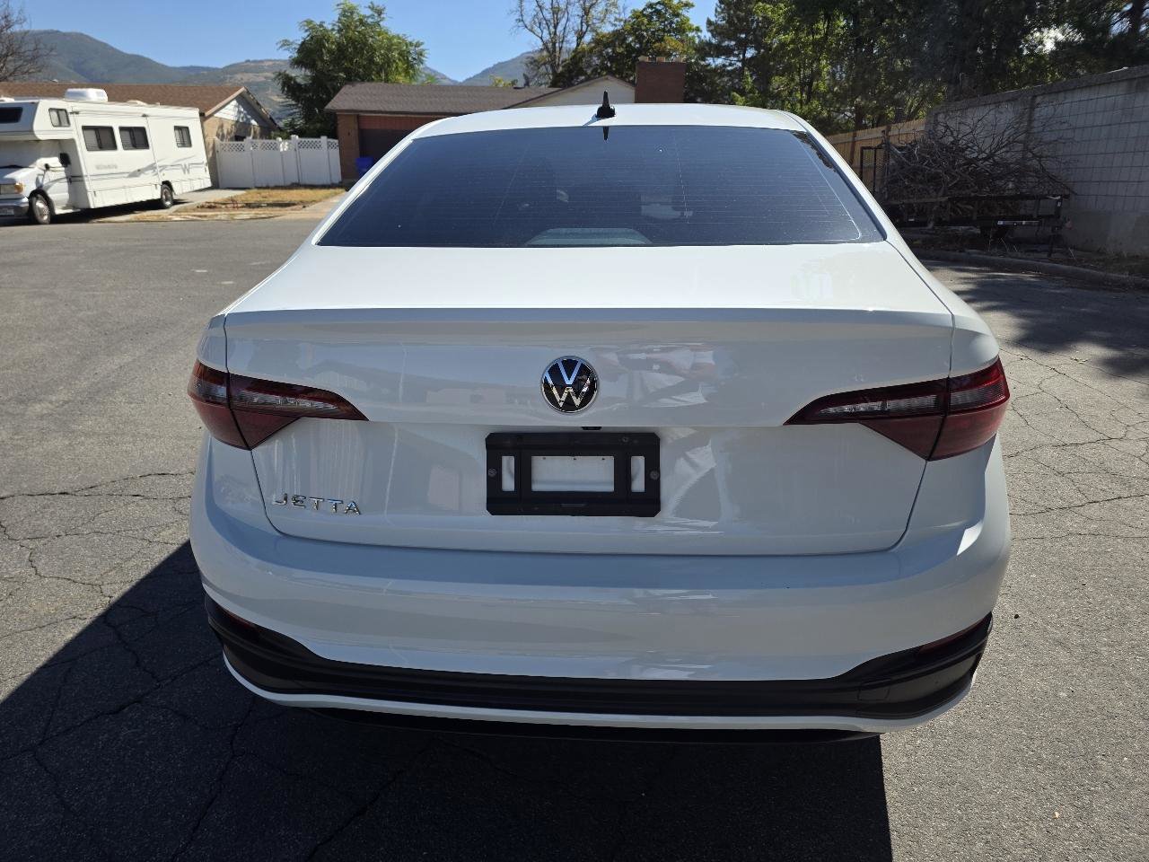 Used 2022 Volkswagen Jetta S image 4