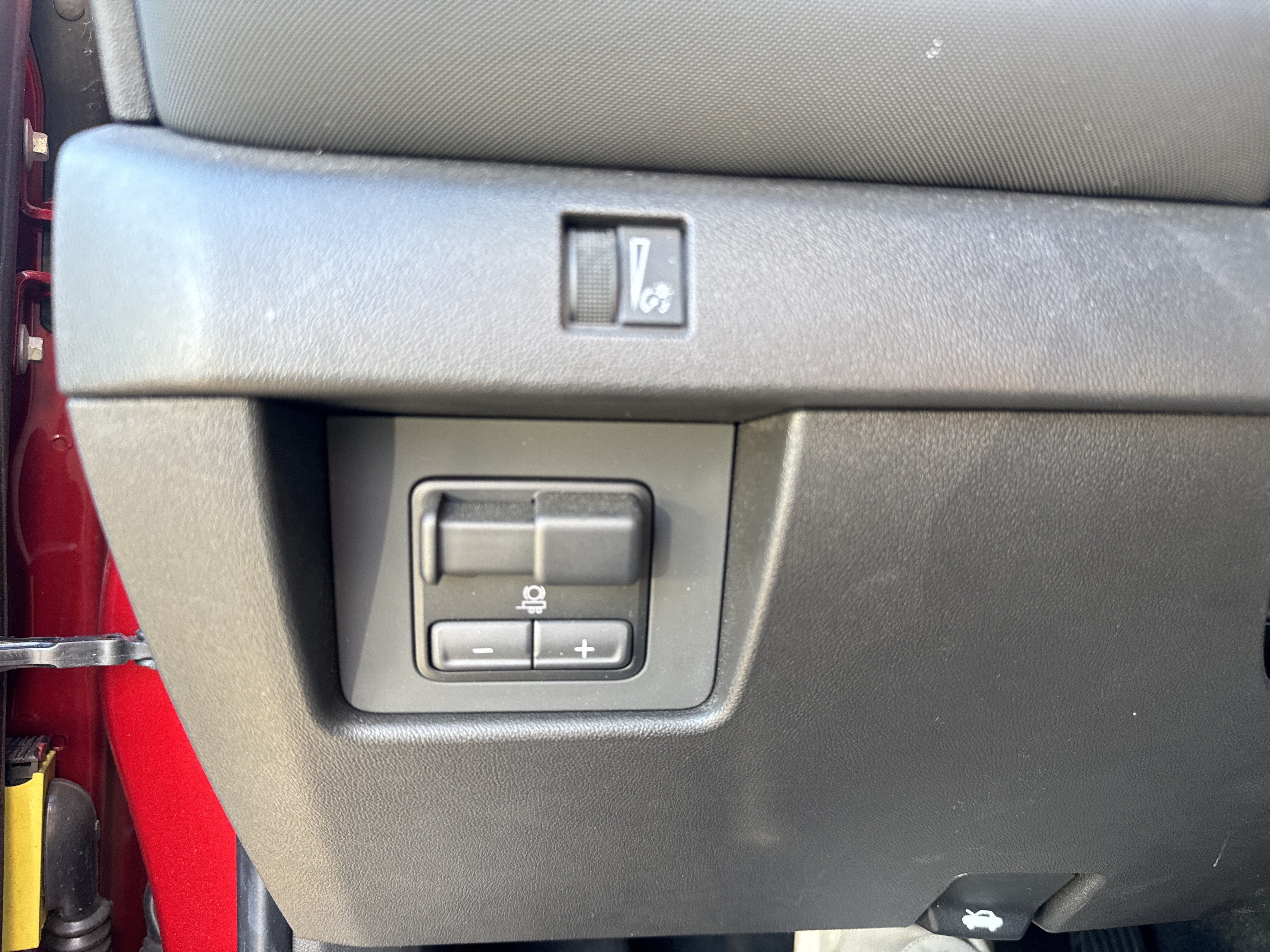 Used 2023 Chevrolet Colorado Z71 w/ Z71 Convenience Package 2 AWD/4WD image 29