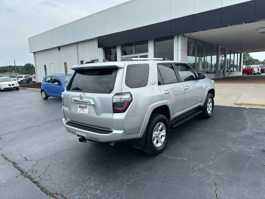 Used 2022 Toyota 4Runner SR5 Premium image 5