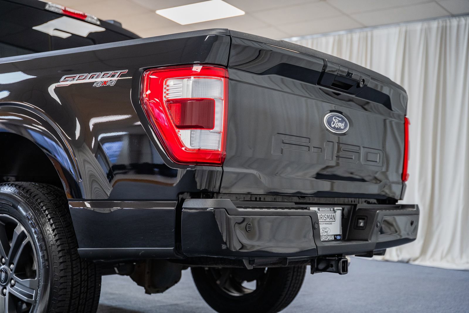 Certified 2023 Ford F150 Lariat w/ Equipment Group 502A High image 6