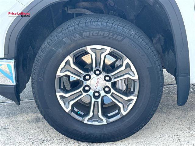 Used 2024 GMC Sierra 1500 SLT AWD/4WD image 4