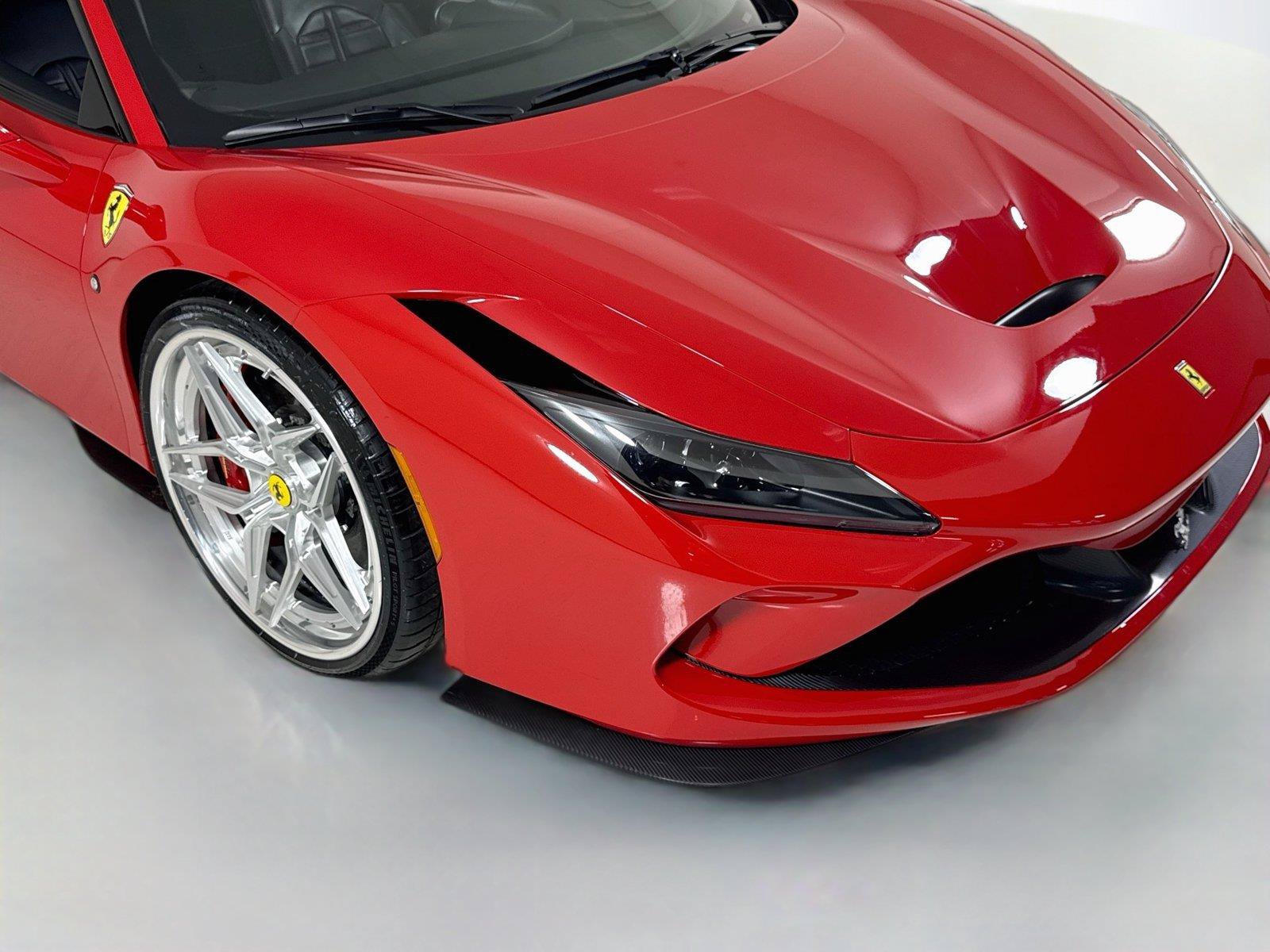 Used 2021 Ferrari F8 Tributo RWD image 34