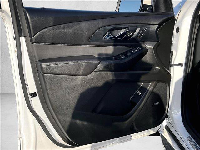 Certified 2021 Chevrolet Traverse High Country w/ LPO, 'HIT The Road' Package FWD image 18