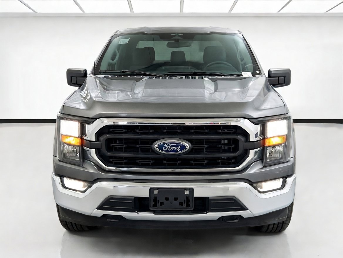 Used 2023 Ford F150 XLT AWD/4WD image 2