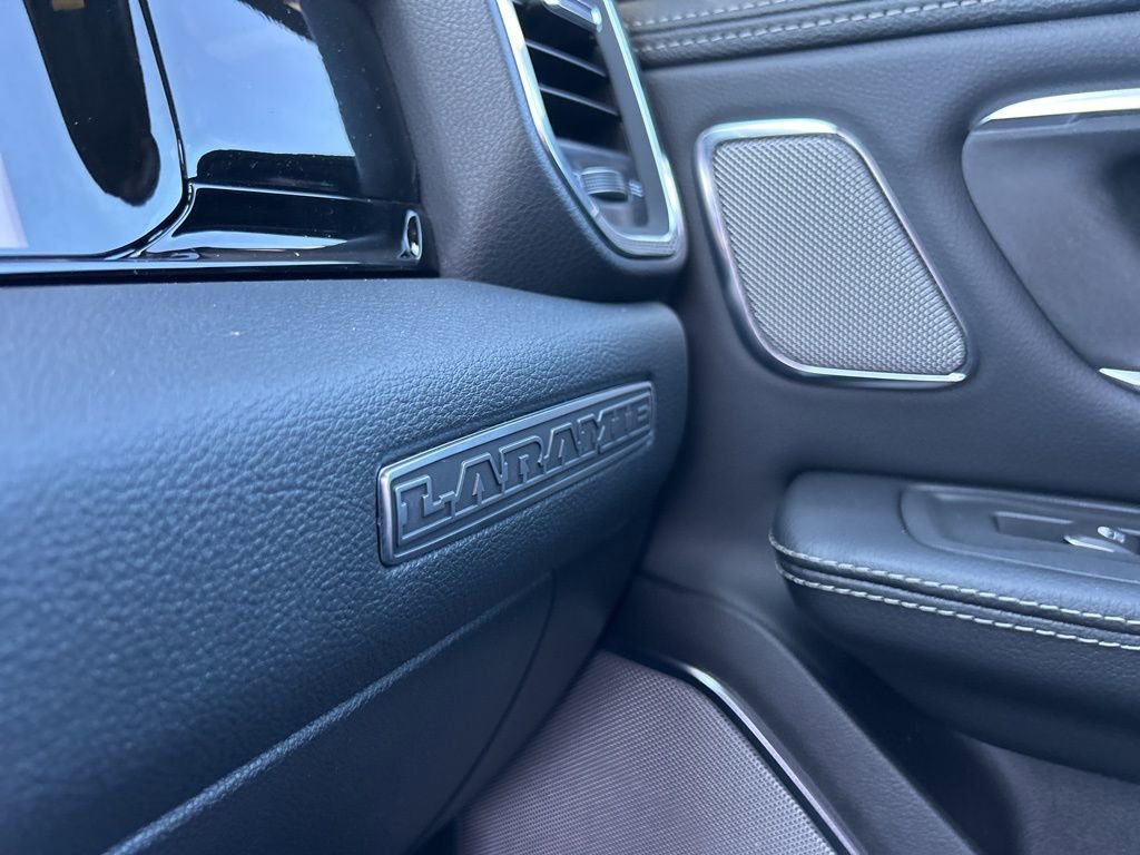 New 2026 RAM 1500 Laramie AWD/4WD image 33