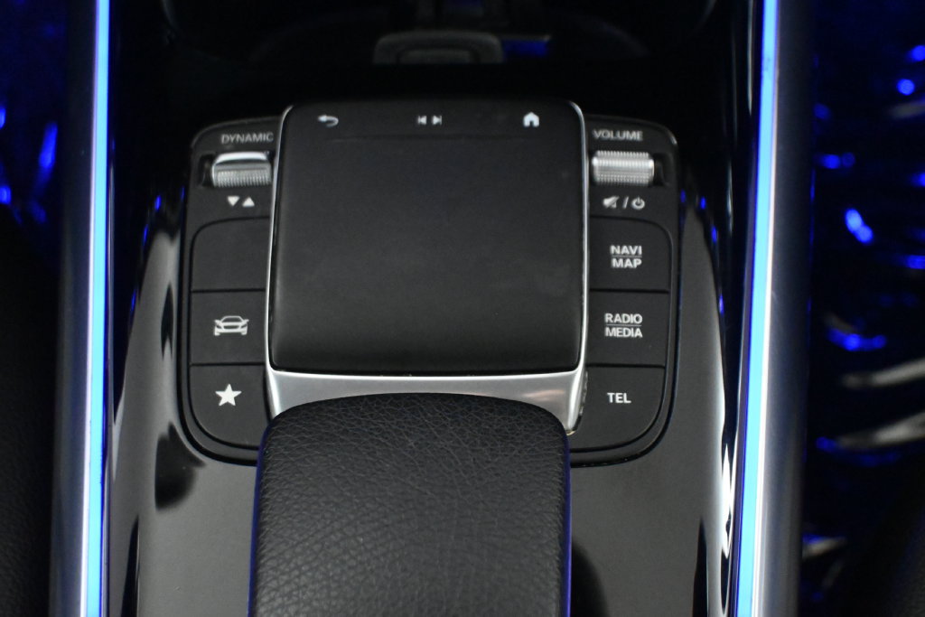 Used 2023 Mercedes-Benz GLA 250 4MATIC image 23