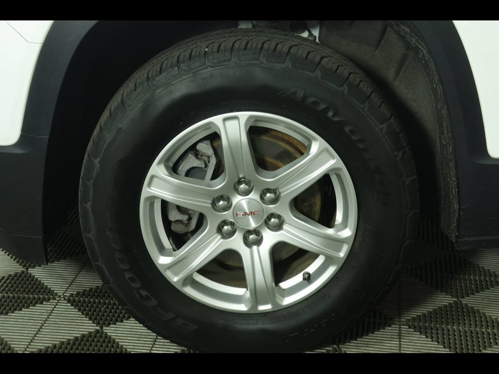 Used 2019 GMC Acadia SLE FWD image 8