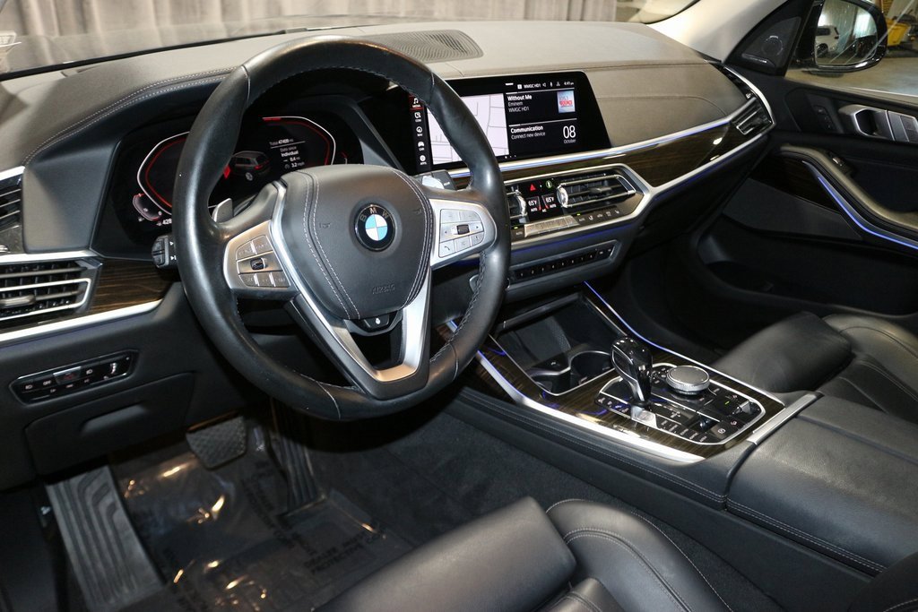 Used 2022 BMW X7 xDrive40i w/ Parking Assistance Package image 14