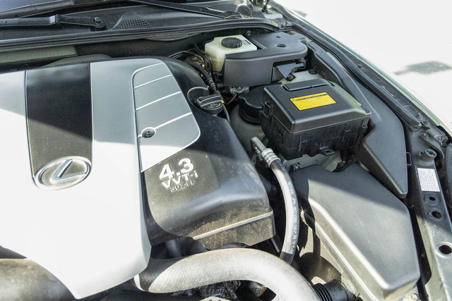 Used 2005 Lexus SC 430 Convertible image 26