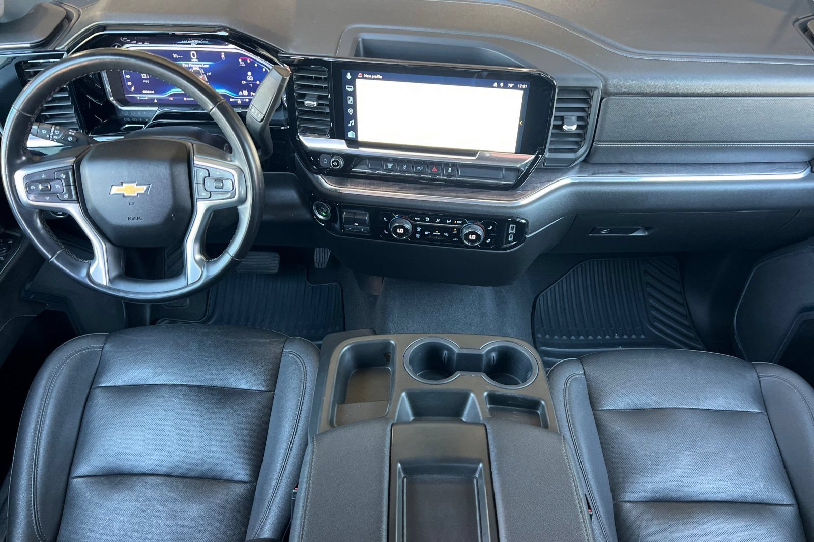 Used 2024 Chevrolet Silverado 2500 LTZ AWD/4WD image 13