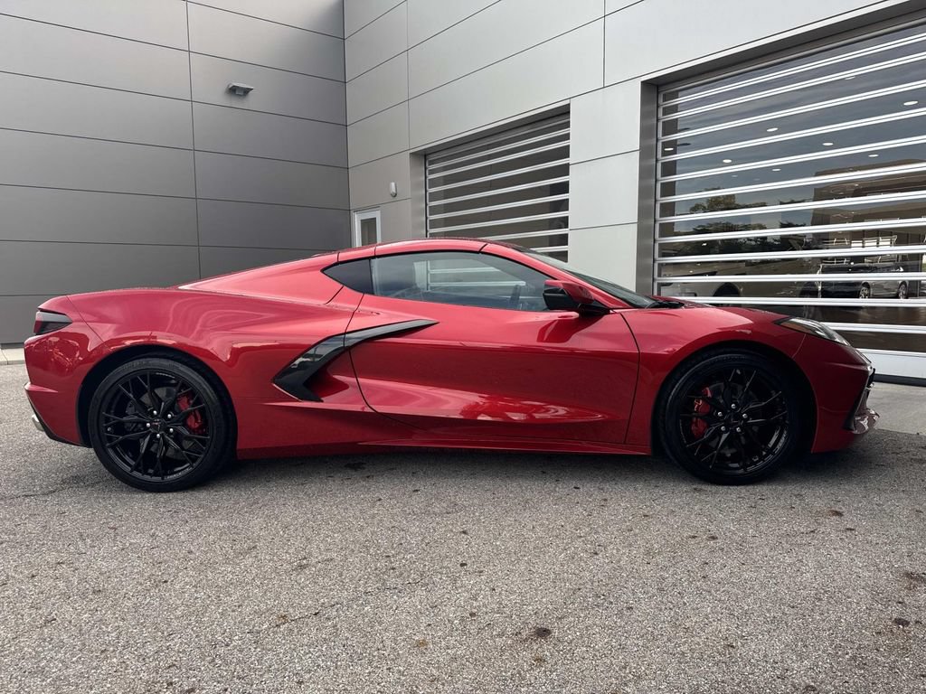 Used 2025 Chevrolet Corvette Stingray Premium Cpe w/ 3LT RWD image 7