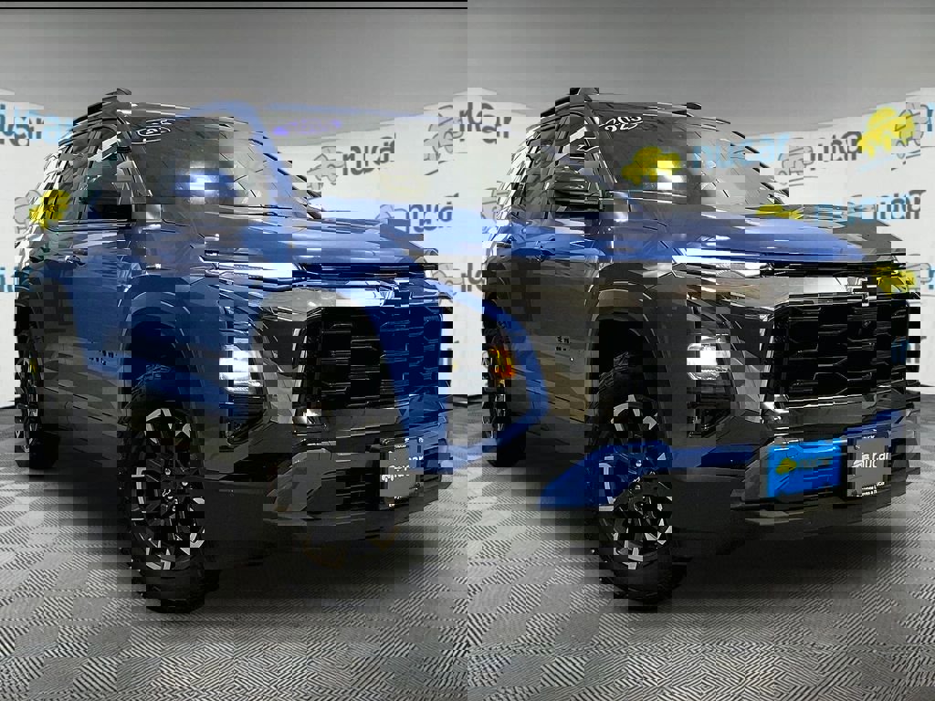 Used 2025 Chevrolet Equinox ACTIV w/ Safety and Technology Package