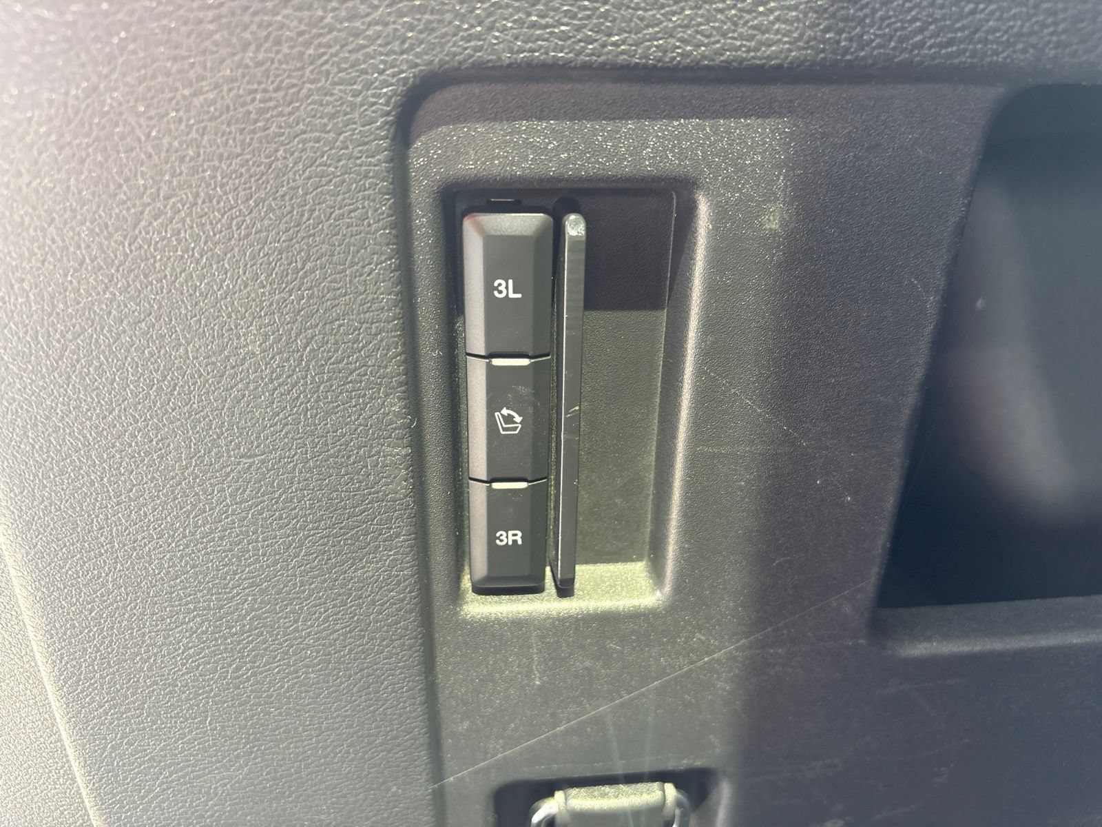 Used 2022 Ford Expedition Max XLT AWD/4WD image 18