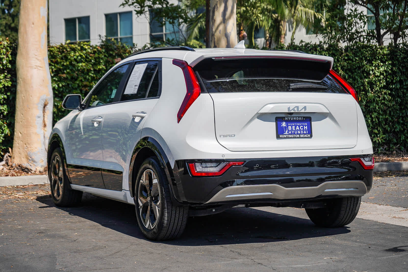 Used 2024 Kia Niro Wave FWD image 4