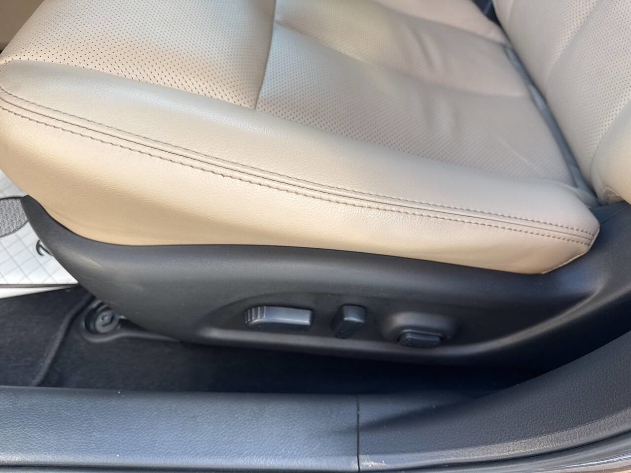 Used 2016 Nissan Altima 2.5 SL w/ 2.5 Technology w/LED Package image 13