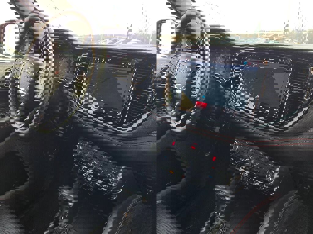 Used 2024 Dodge Durango GT image 7