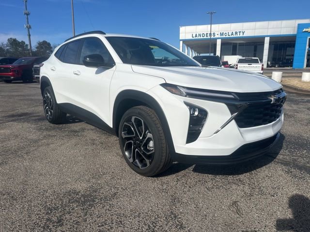 New 2026 Chevrolet Trax RS w/ Driver Confidence Package image 1