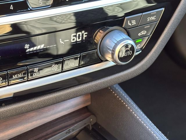 Certified 2023 BMW 530e xDrive w/ Premium Package image 38