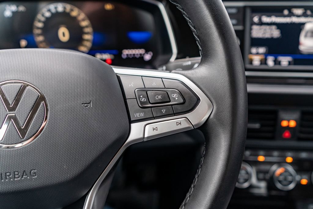 Used 2024 Volkswagen Jetta SE image 23