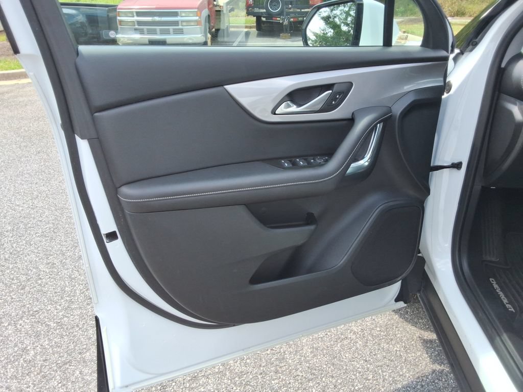 Certified 2023 Chevrolet Blazer LT FWD image 21