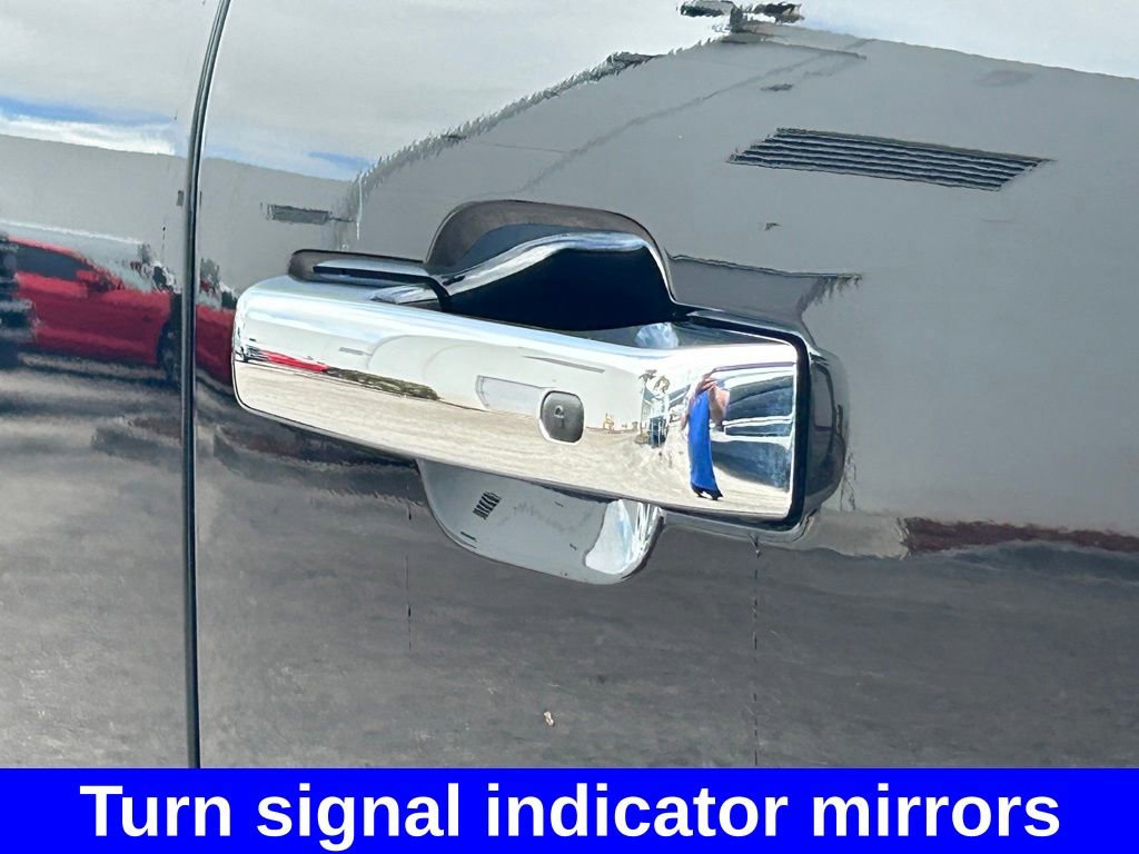 Used 2023 Ford F450 Platinum w/ FX4 Off-Road Package image 24