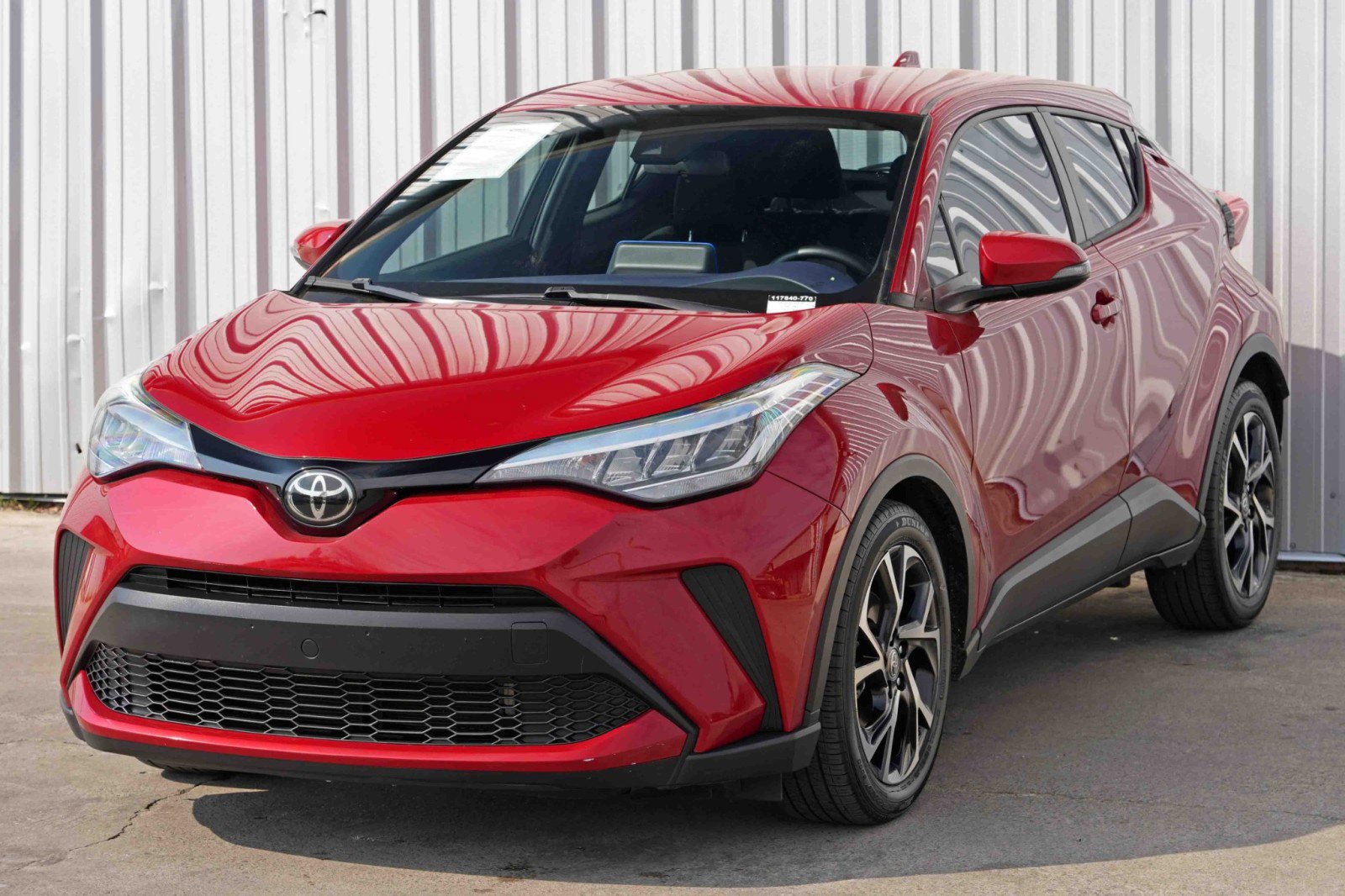 Used 2020 Toyota C-HR XLE image 42