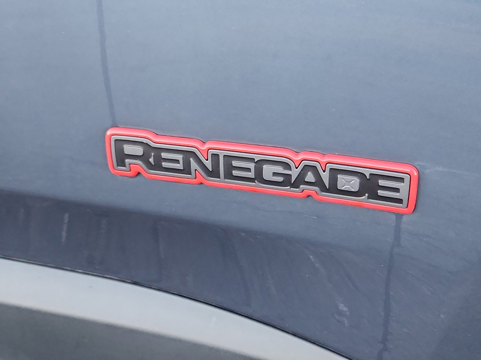 Used 2021 Jeep Renegade Trailhawk image 24