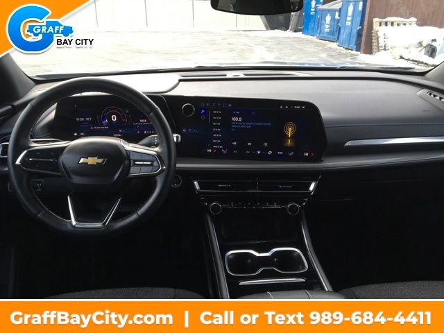 Used 2024 Chevrolet Traverse LT image 12