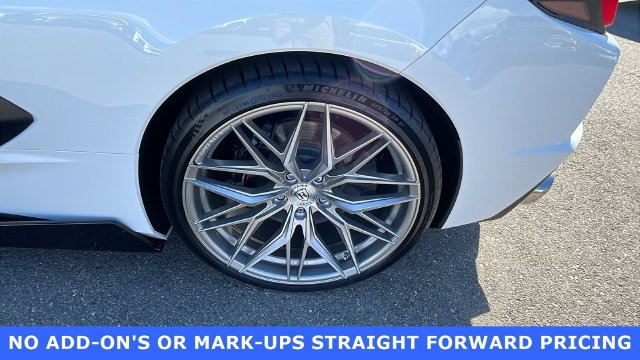 Used 2021 Chevrolet Corvette Stingray Preferred Cpe w/ Z51 Performance Package RWD image 27