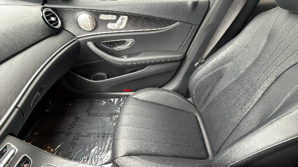 Used 2023 Mercedes-Benz E 350 Sedan image 12