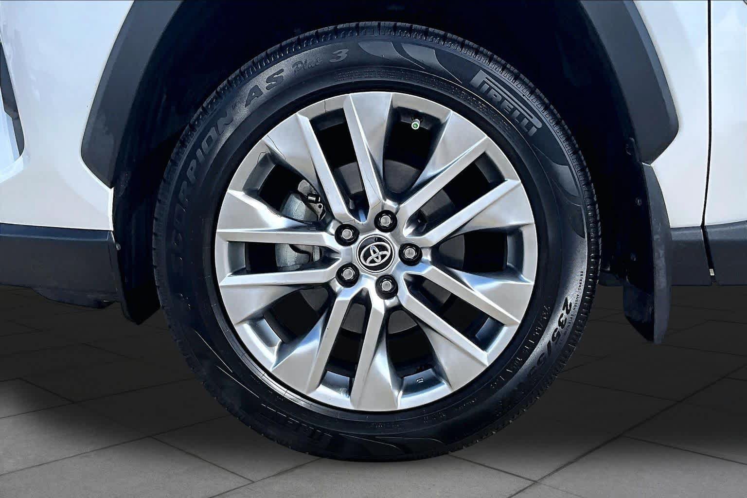 Certified 2023 Toyota RAV4 Limited FWD image 11