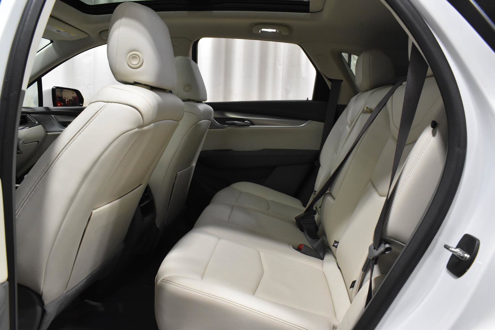 Used 2023 Cadillac XT5 Premium Luxury w/ LPO, Floor Liner Package image 5