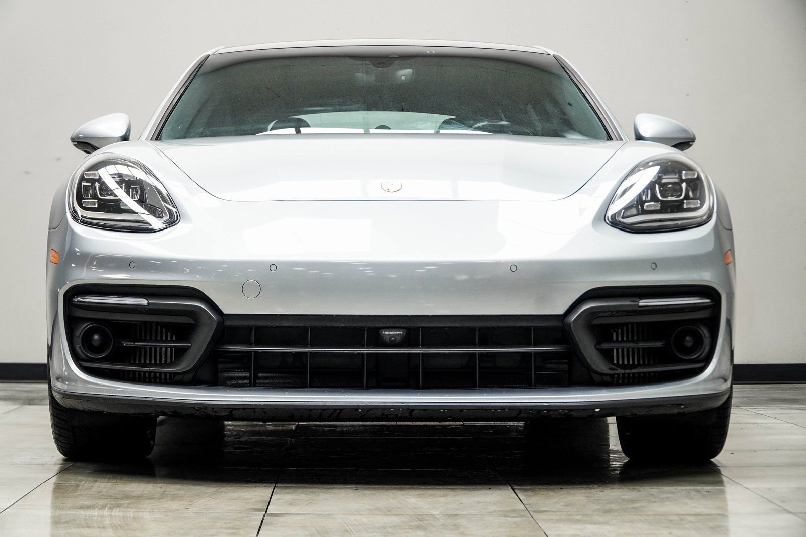 Used 2021 Porsche Panamera 4 AWD/4WD image 11