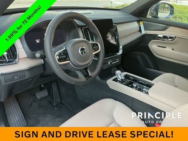 New 2026 Volvo XC90 B6 Plus w/ Protection Package Premier image 25