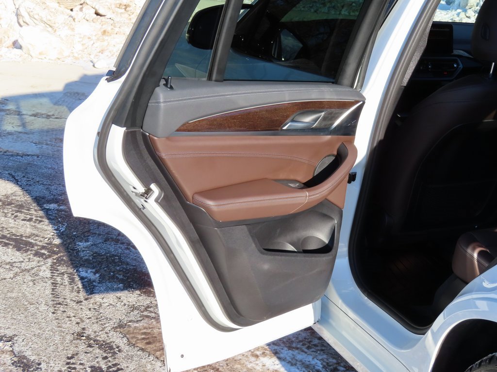 Used 2022 BMW X3 M40i w/ Premium Package image 29