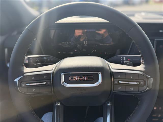 New 2026 GMC Terrain AT4 w/ Convenience Package III image 17