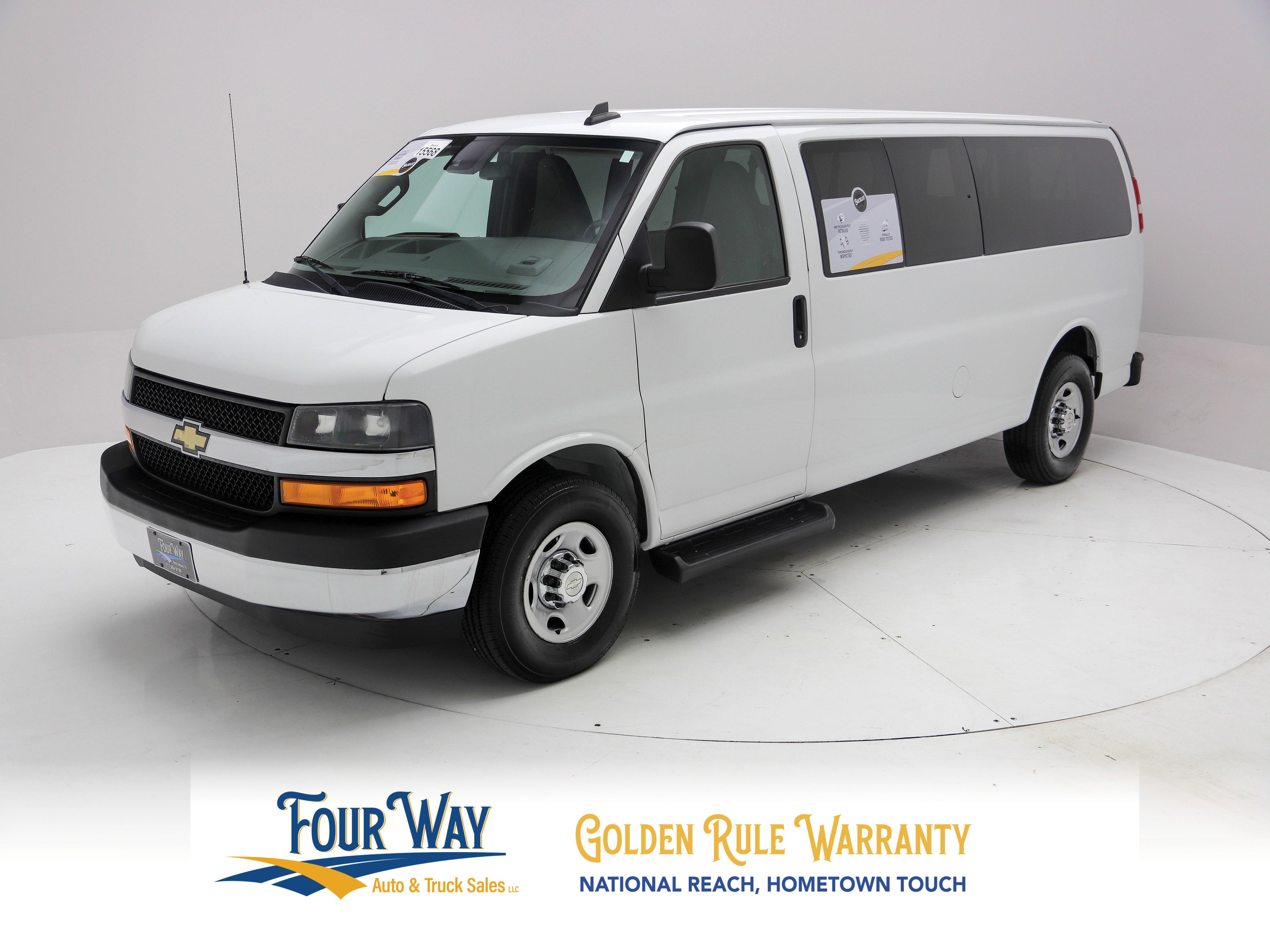 Used 2019 Chevrolet Express 3500 LT w/ LT Preferred Equipment Group RWD image 8