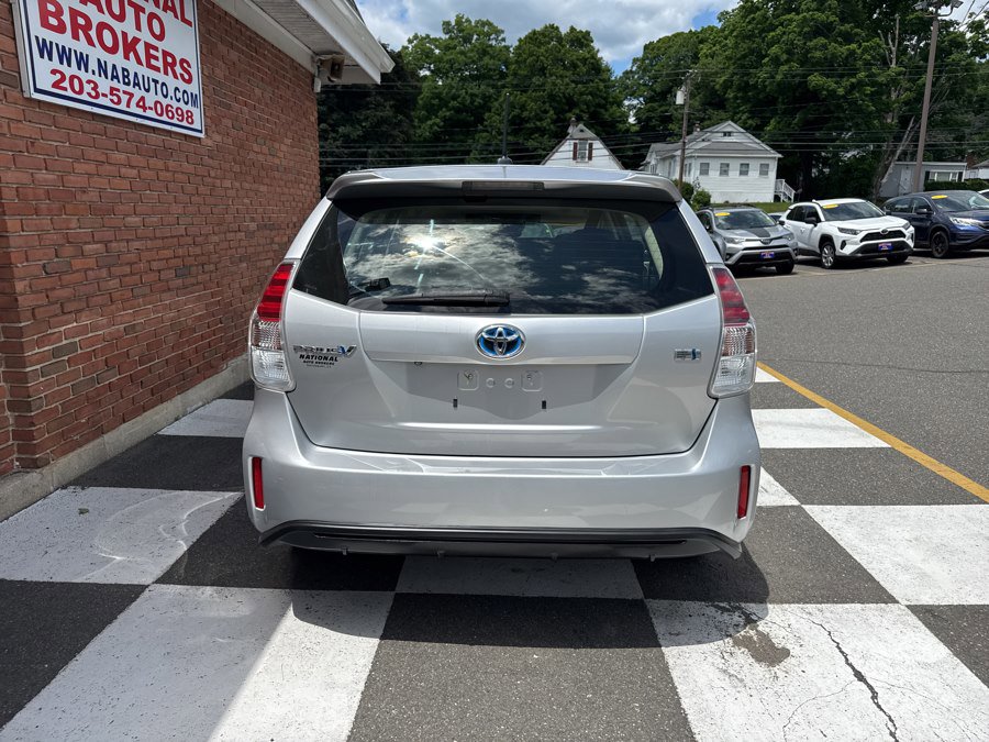 Used 2015 Toyota Prius V Five w/ Advanced Technology Package FWD image 10
