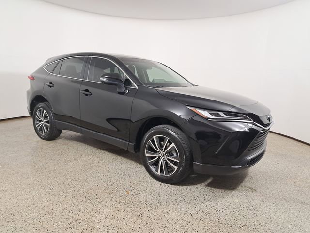 Used 2024 Toyota Venza LE image 4