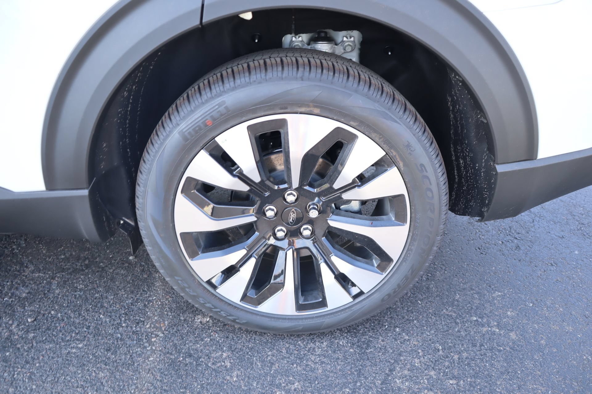 New 2026 Ford Explorer Platinum AWD/4WD image 23