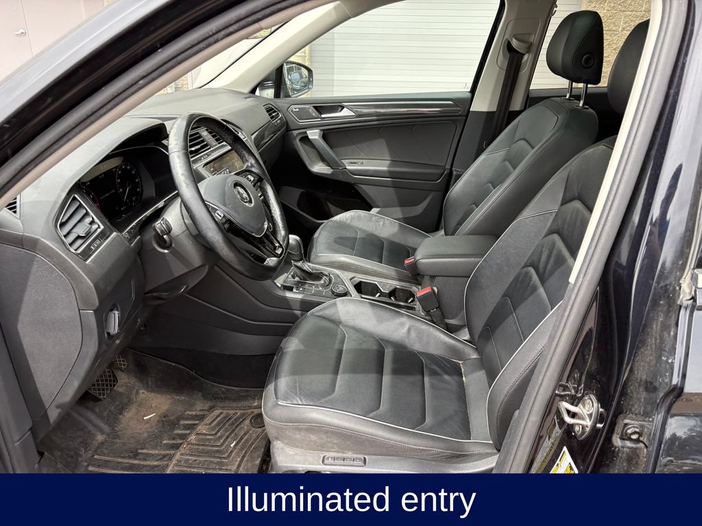 Used 2019 Volkswagen Tiguan SEL Premium AWD/4WD image 18