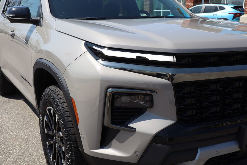 New 2026 Chevrolet Traverse Z71 w/ Enhanced Driving Package AWD/4WD image 5