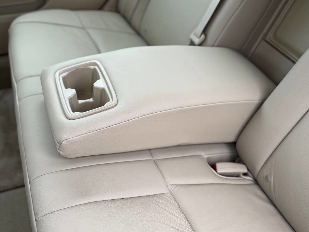 Used 2008 Toyota Avalon XLS image 59