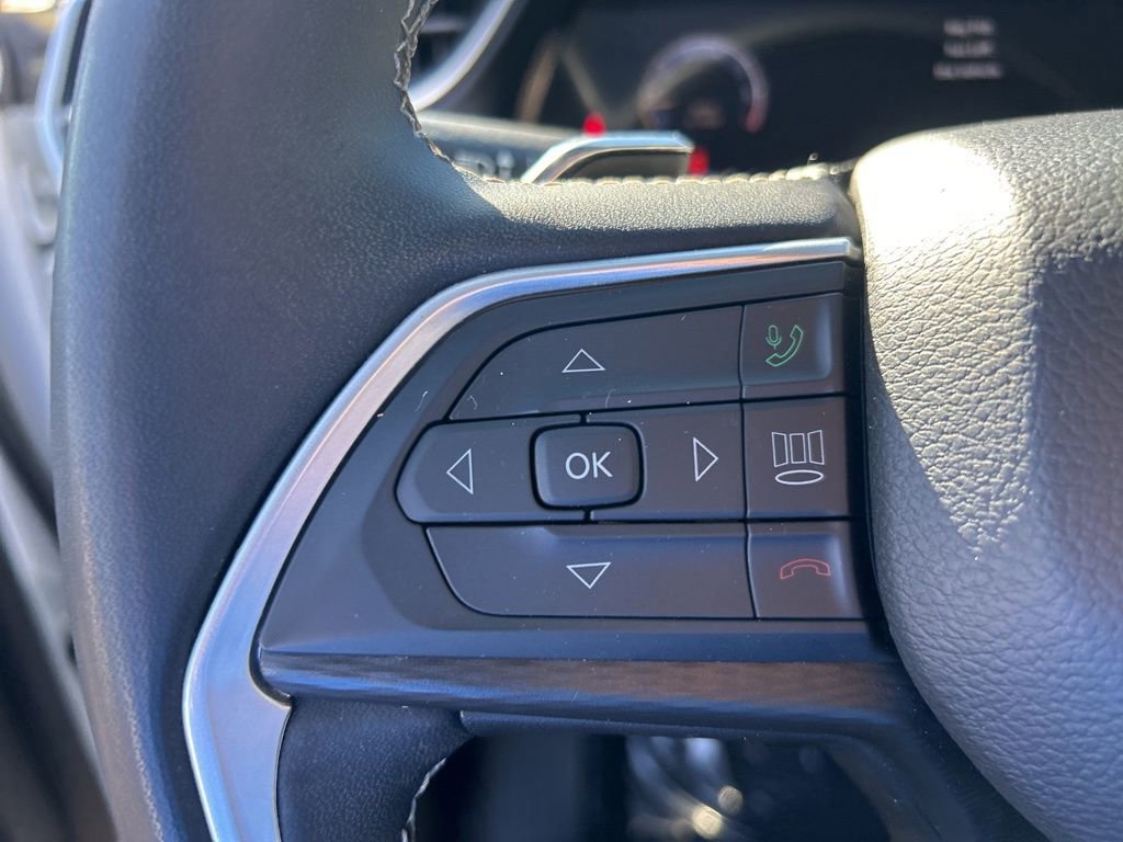 Certified 2023 Jeep Grand Cherokee L Laredo image 46