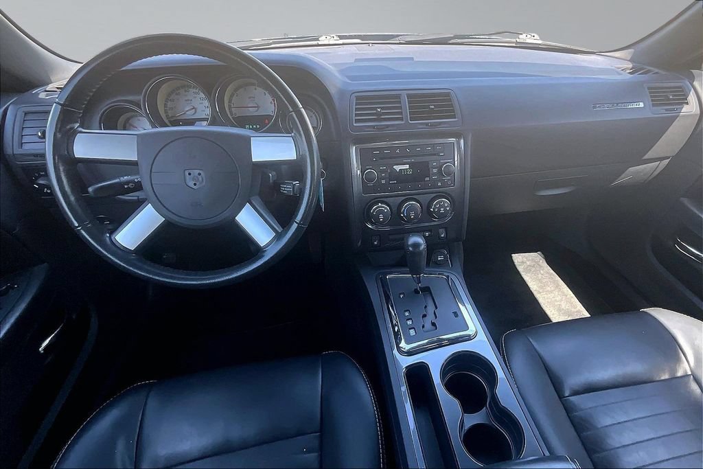 Used 2010 Dodge Challenger R/T RWD image 16